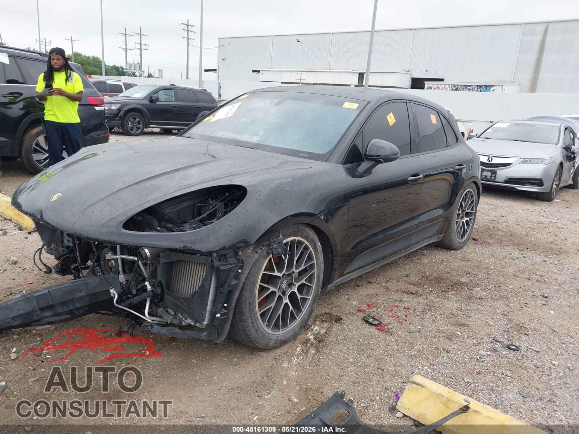 PORSCHE MACAN 2015 - WP1AB2A53FLB64451