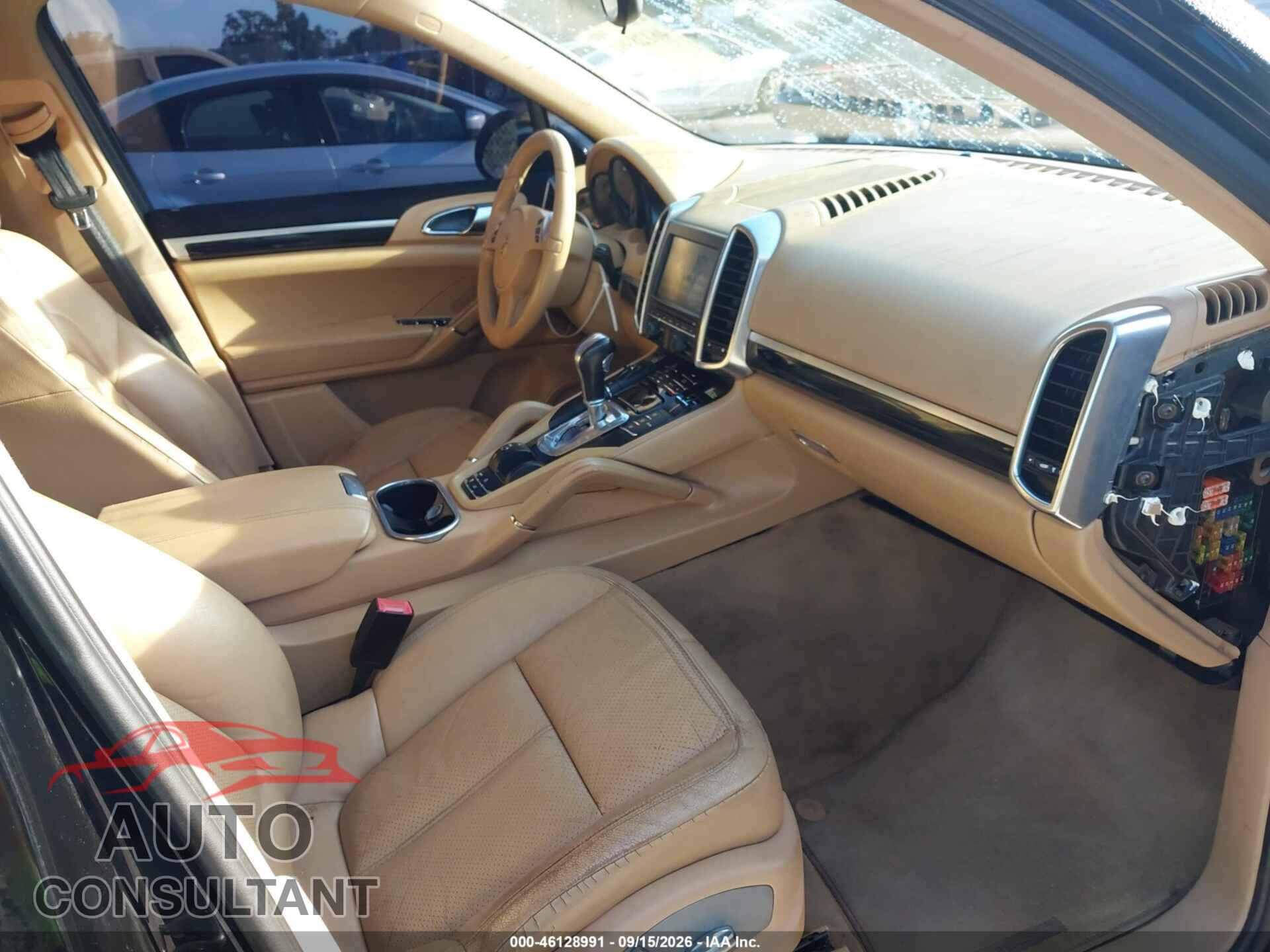PORSCHE CAYENNE 2012 - WP1AA2A26CLA02639