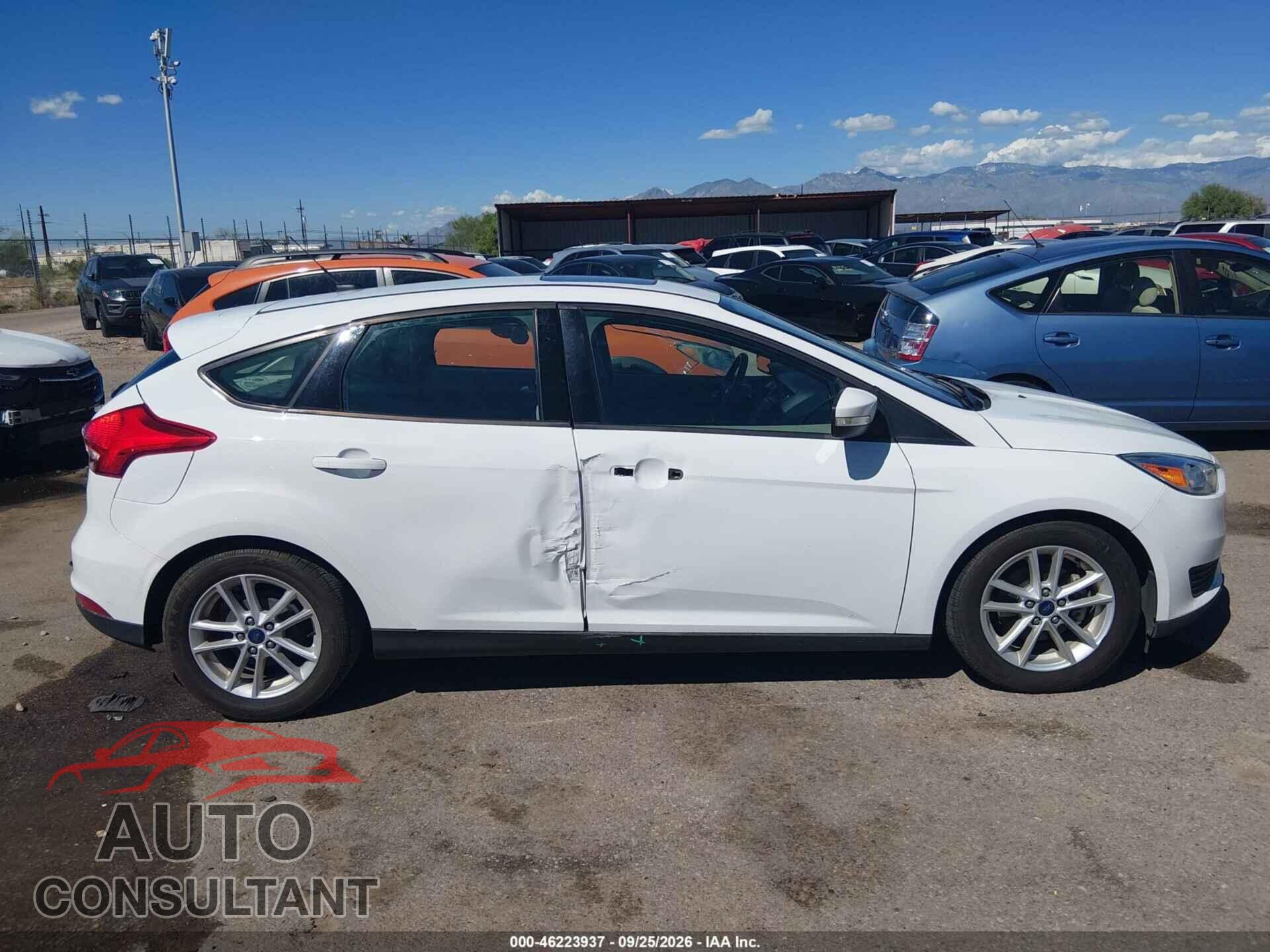 FORD FOCUS 2016 - 1FADP3K25GL391576