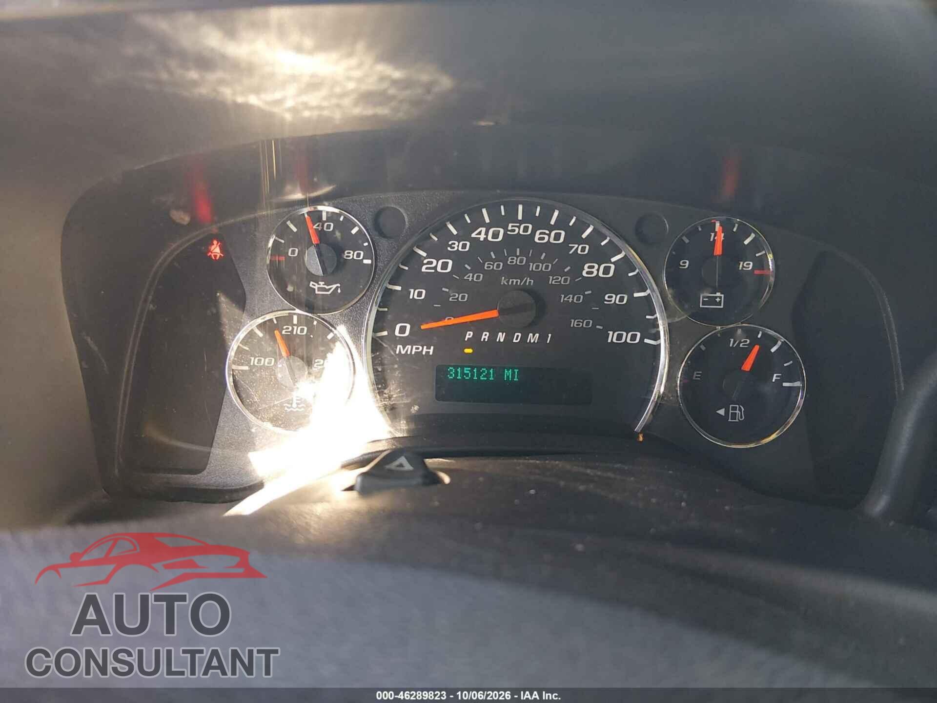 CHEVROLET EXPRESS 2500 2013 - 1GCWGFBA5D1100979