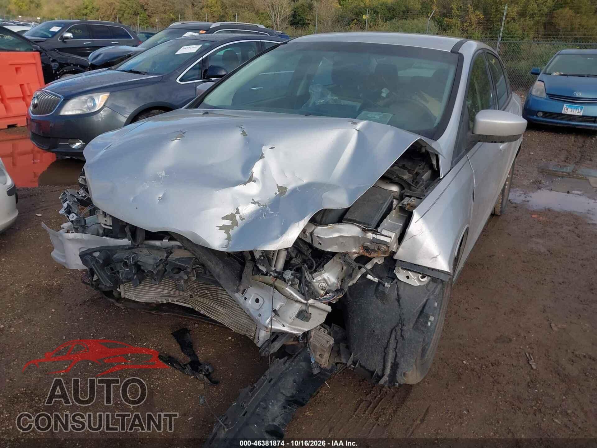 FORD FOCUS 2012 - 1FAHP3F2XCL463569