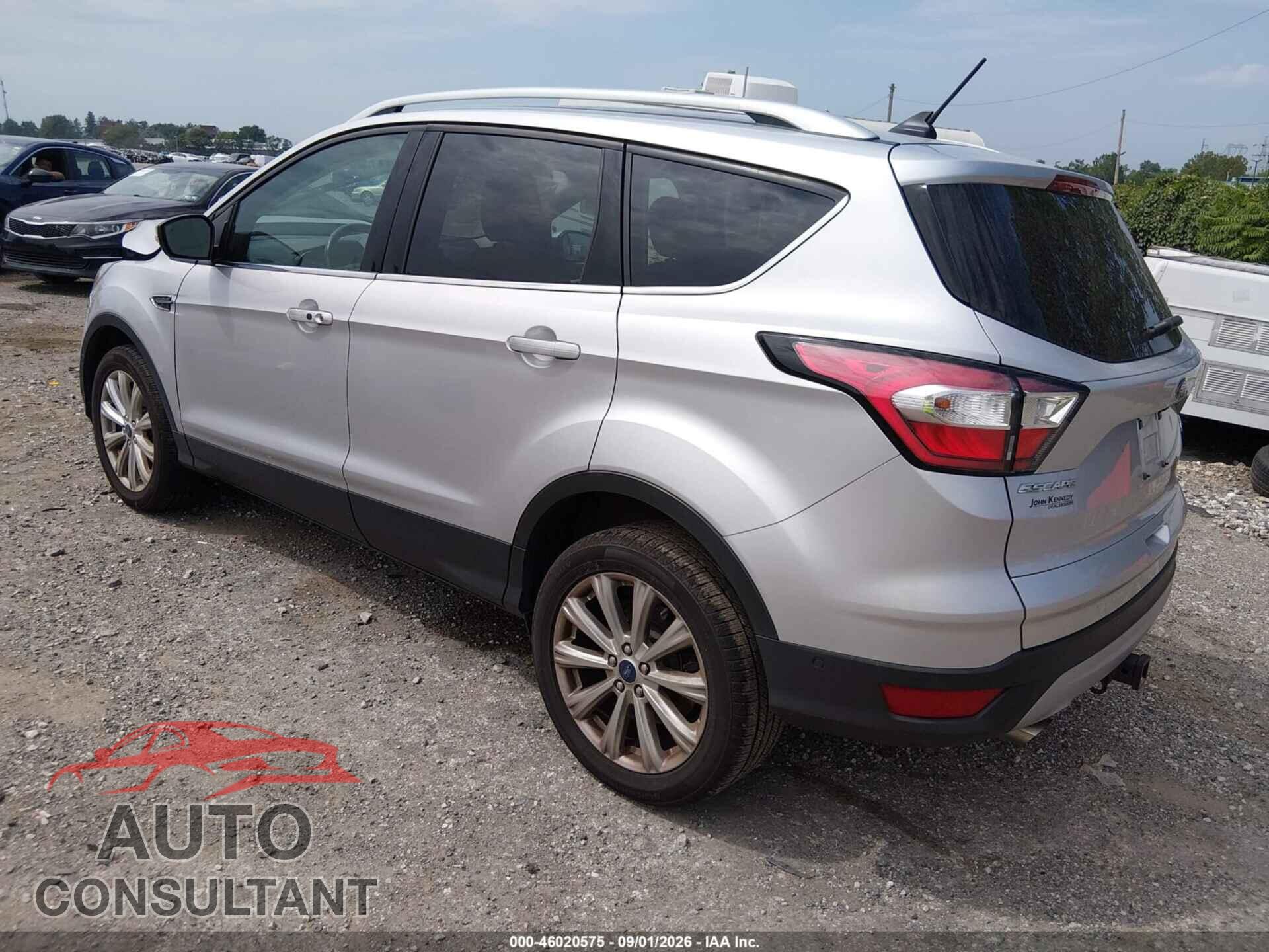 FORD ESCAPE 2018 - 1FMCU9J96JUB05652