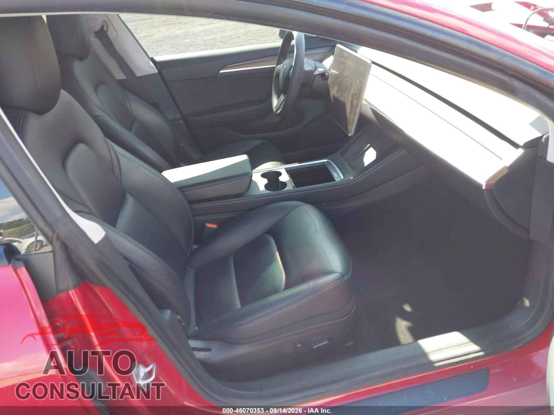 TESLA MODEL 3 2021 - 5YJ3E1EB2MF013130