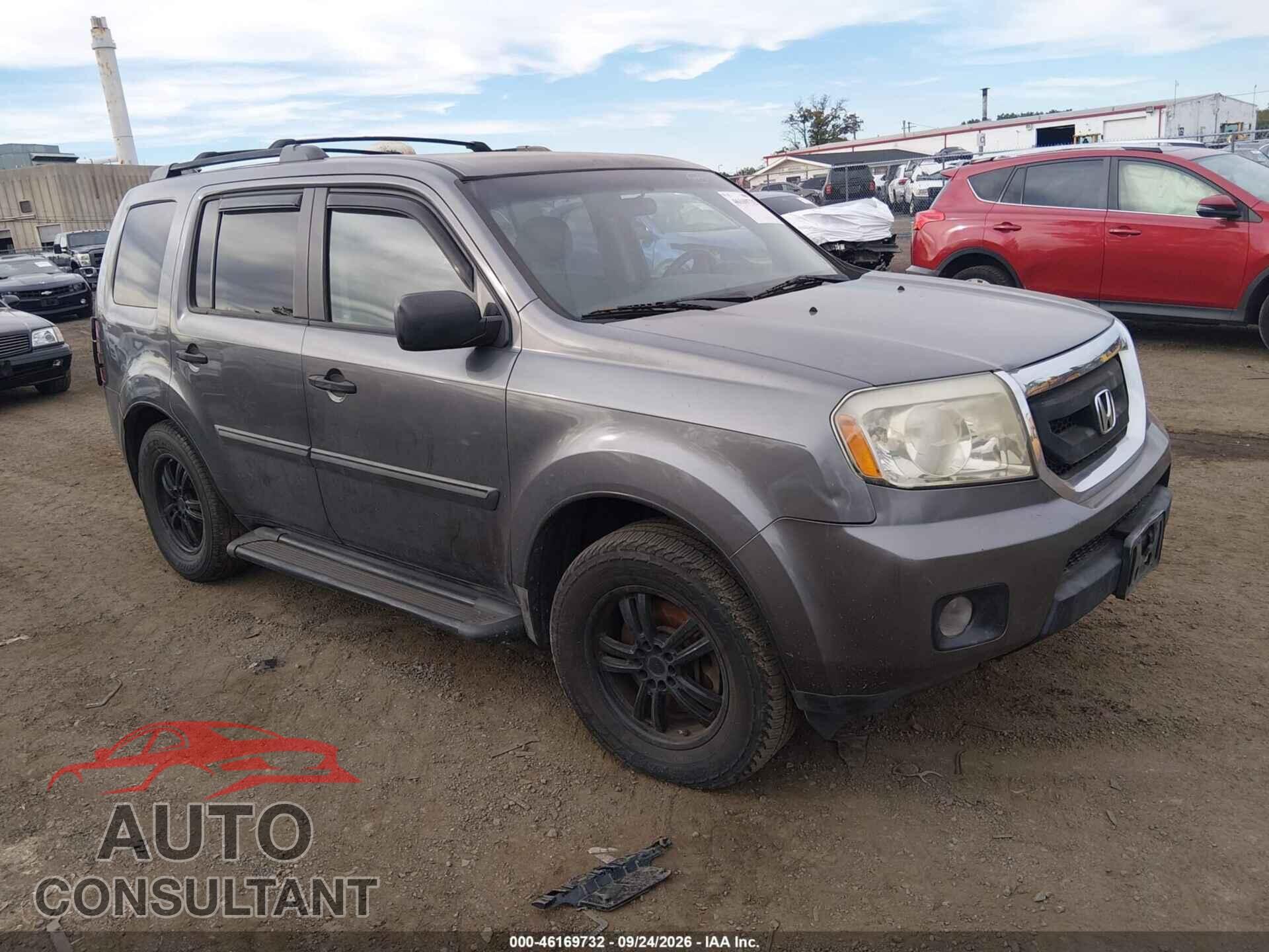 HONDA PILOT 2011 - 5FNYF4H24BB008542
