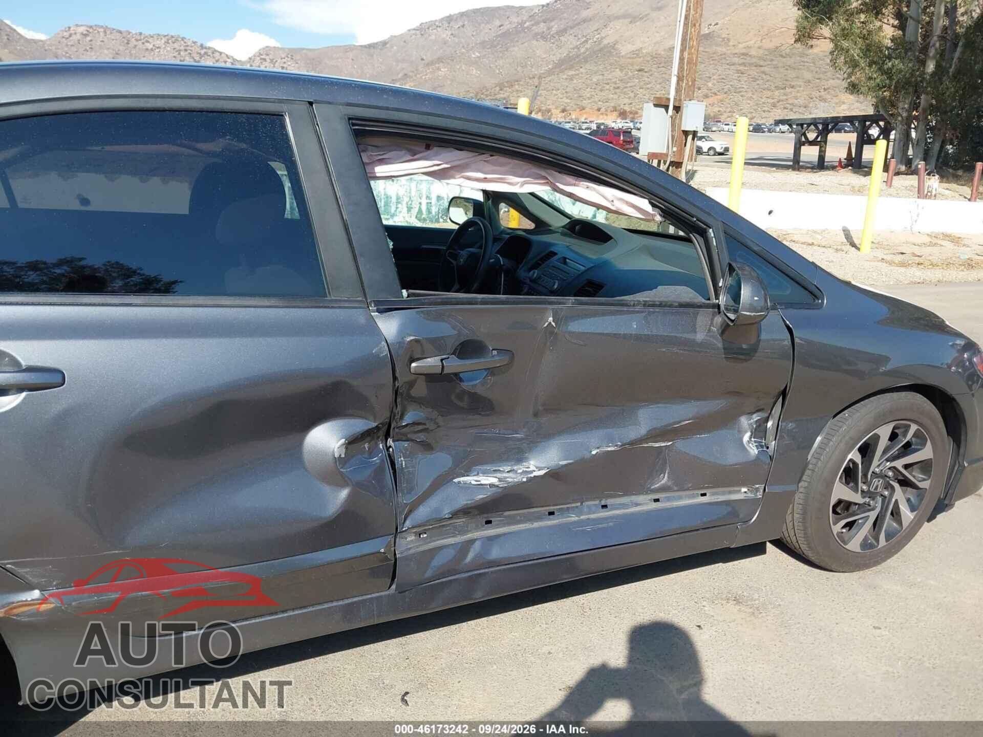 HONDA CIVIC 2010 - 19XFA1F5XAE048565