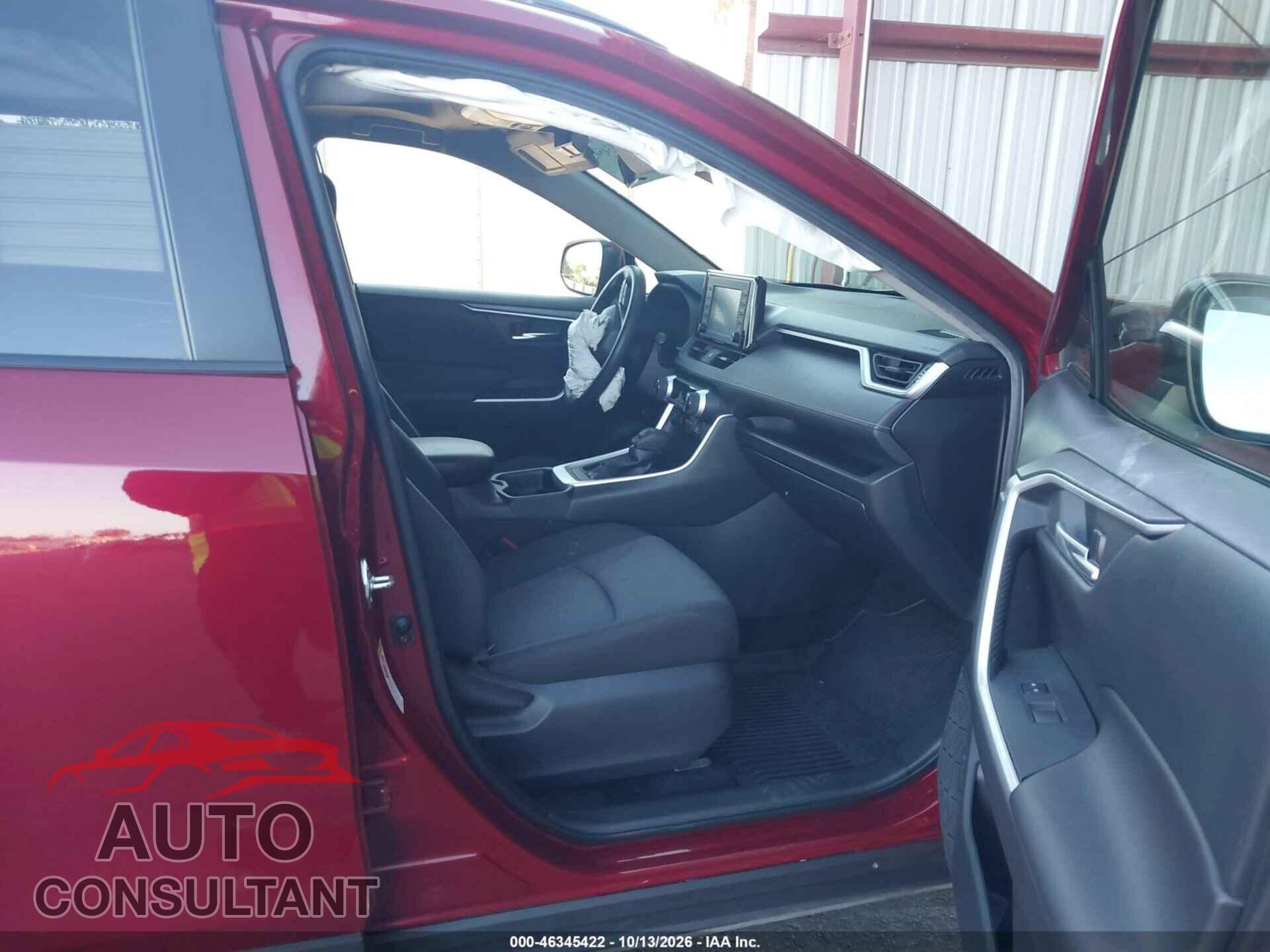 TOYOTA RAV4 2019 - JTMP1RFV5KD518040