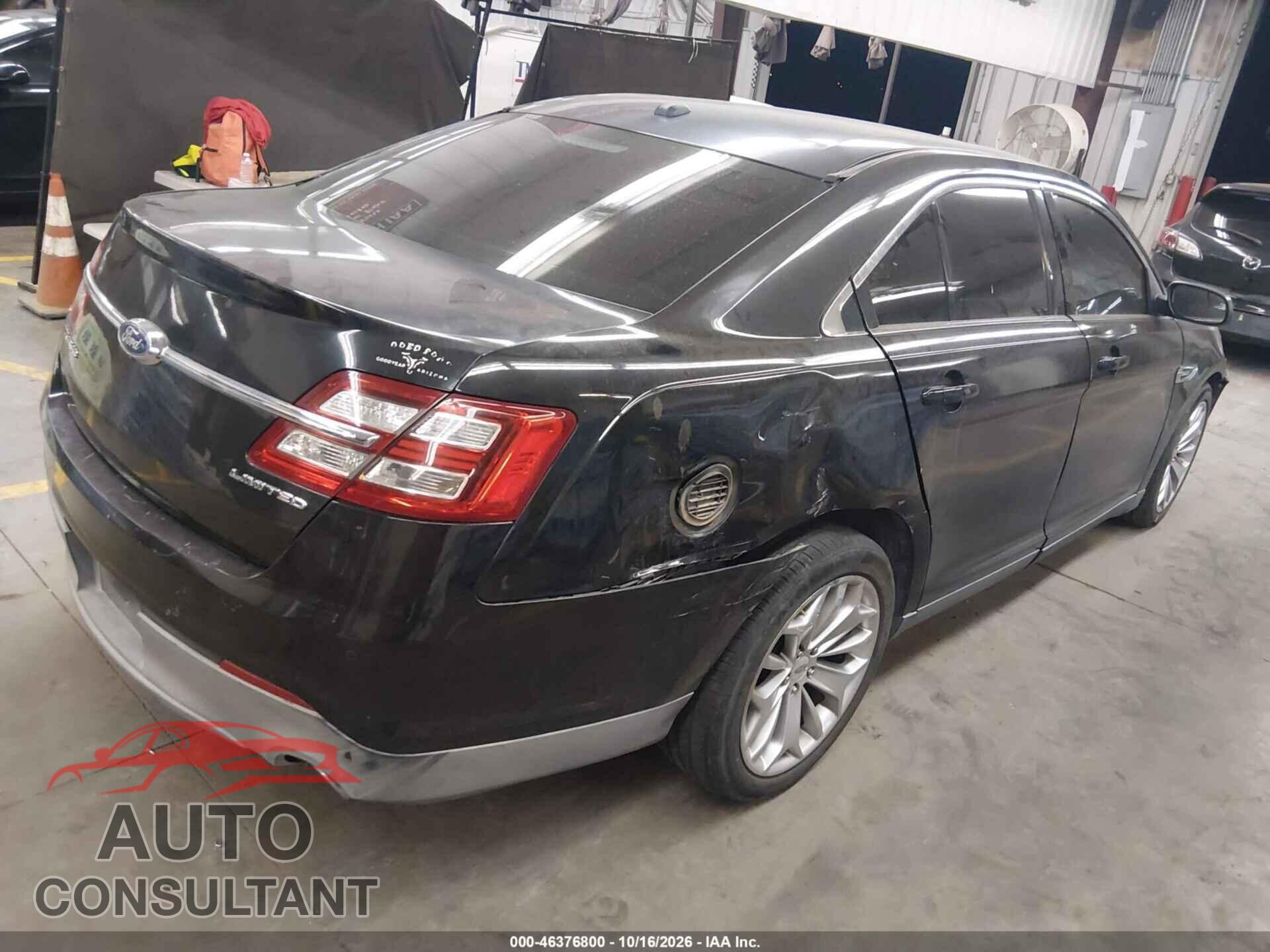 FORD TAURUS 2015 - 1FAHP2F82FG146946