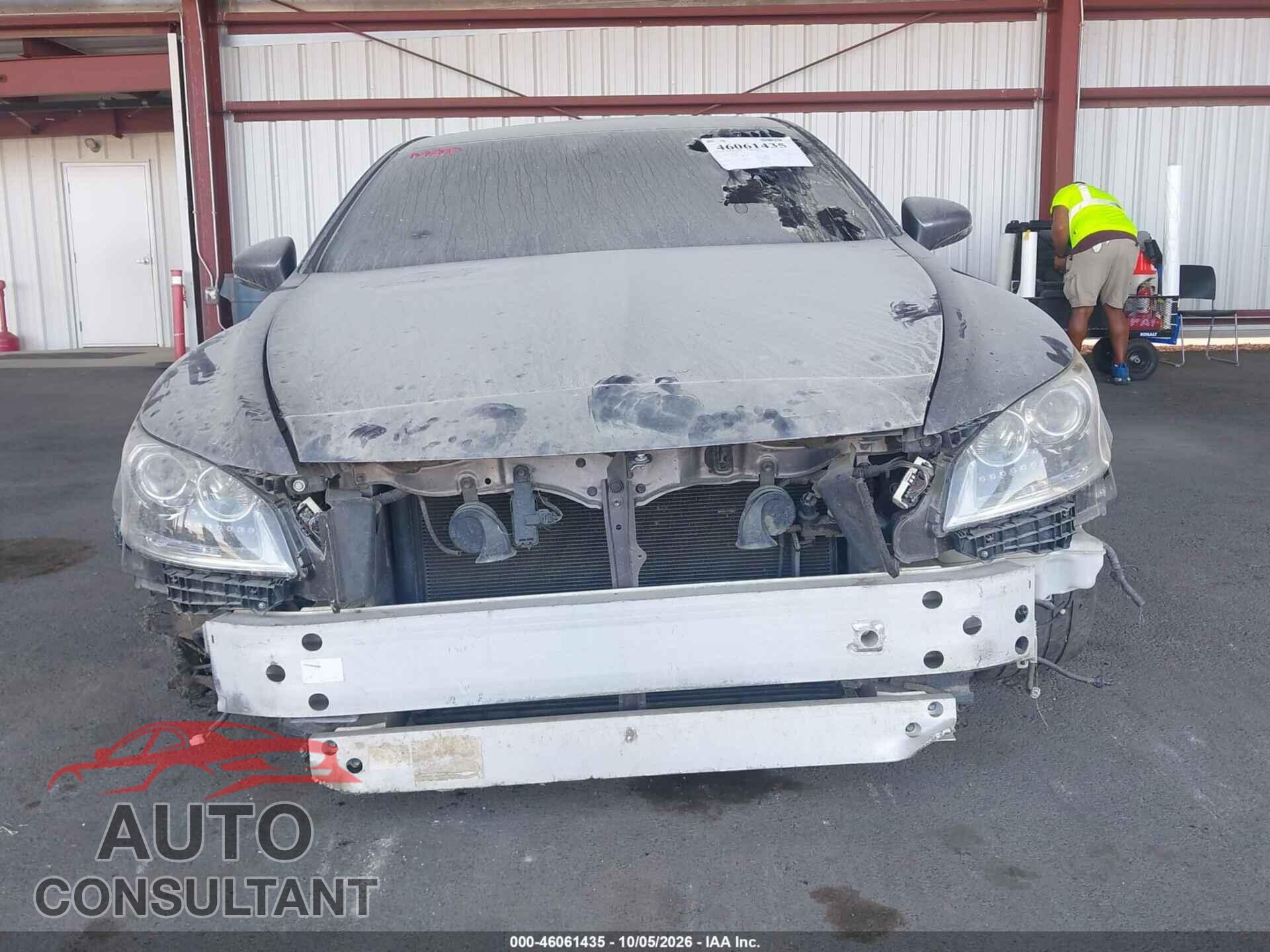 LEXUS LS 460 2014 - JTHBL5EF4E5128311