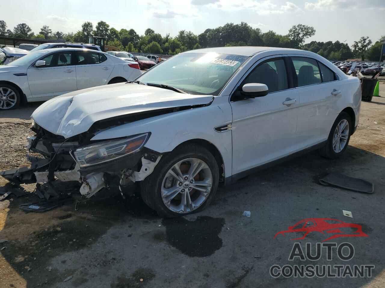FORD TAURUS 2015 - 1FAHP2E87FG179300