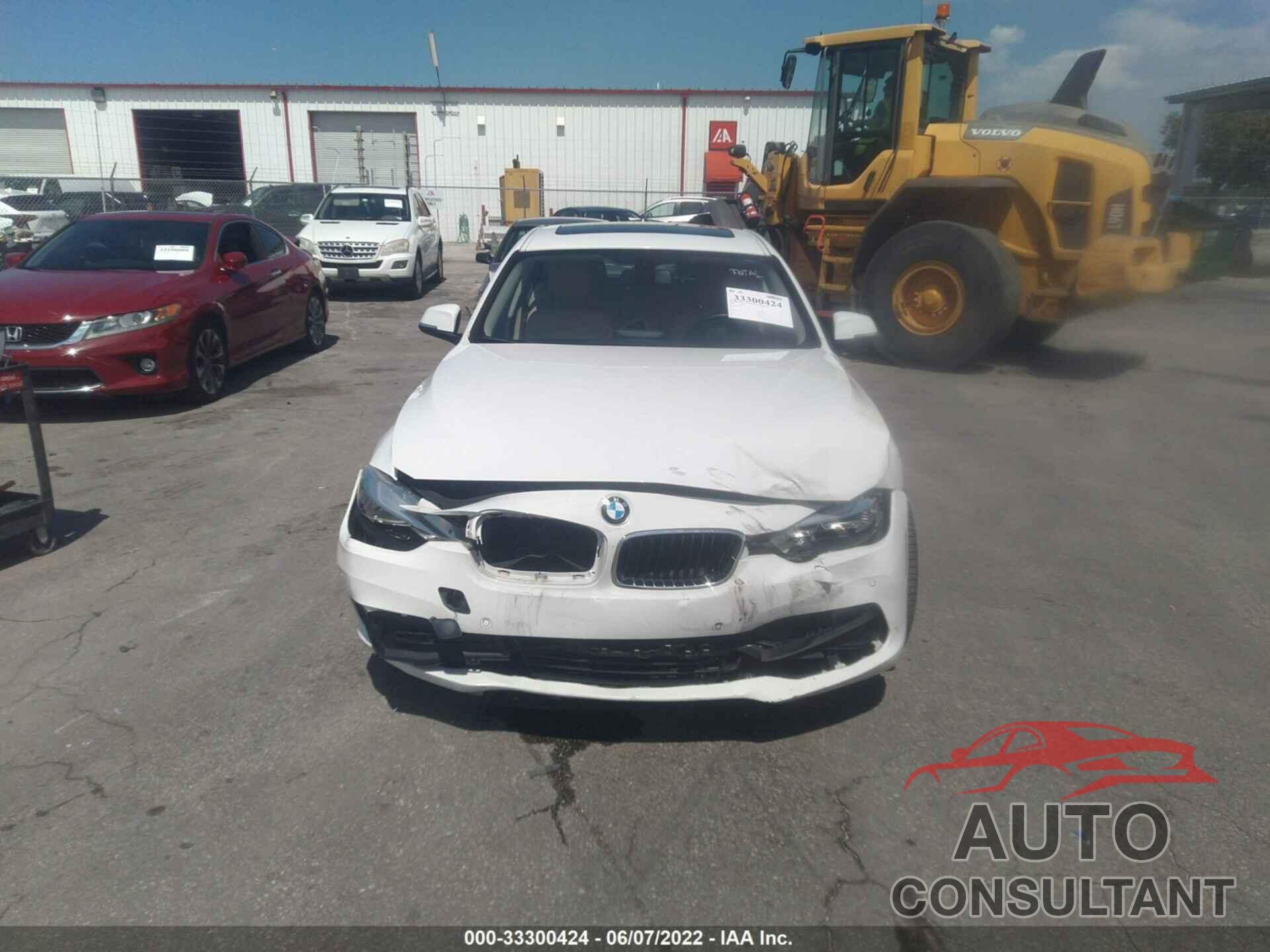 BMW 3 SERIES 2017 - WBA8E1G5XHNU14474