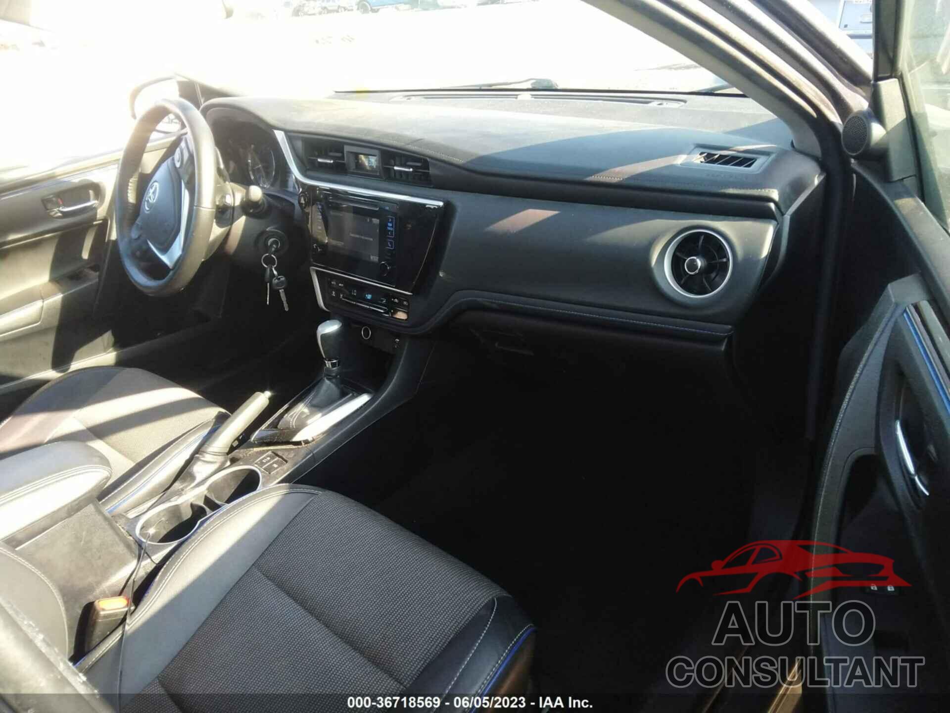 TOYOTA COROLLA 2018 - 2T1BURHE7JC002580