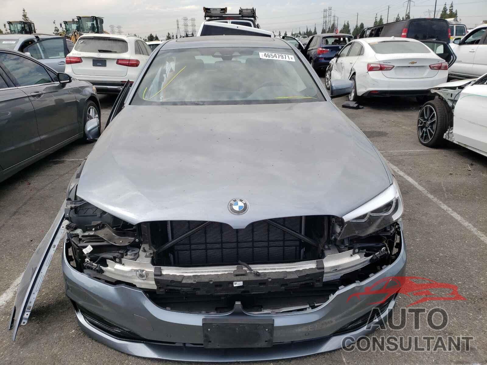BMW 5 SERIES 2019 - WBAJE5C59KG919495